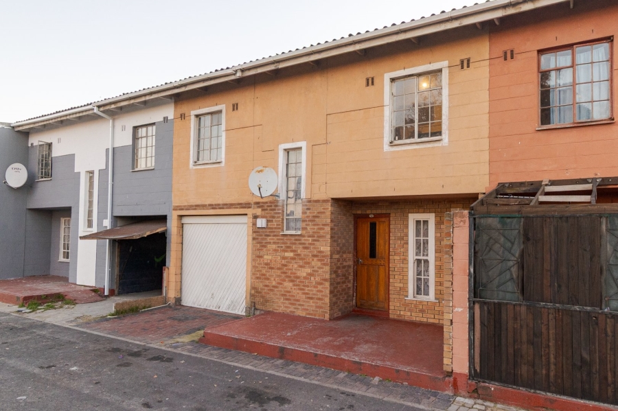 3 Bedroom Property for Sale in Belhar Western Cape